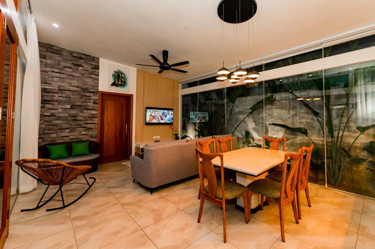 Maneh Villa Langkawi - Private Pool بانتايْ تْشينانغ المظهر الخارجي الصورة